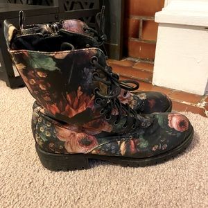 Current mood combat boots